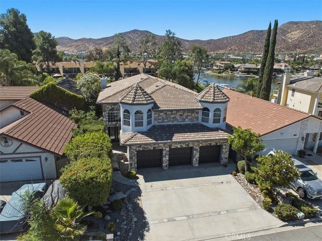30294 Little Harbor, Canyon Lake, CA 92587