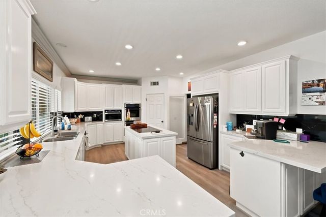 30294 Little Harbor, Canyon Lake, CA 92587