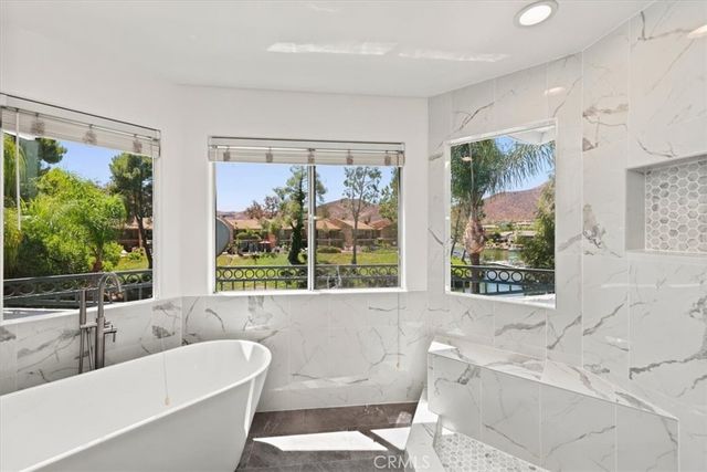 30294 Little Harbor, Canyon Lake, CA 92587