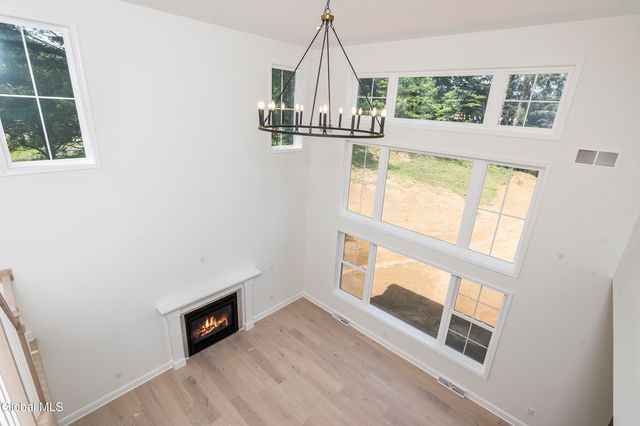 25 Teakwood Drive, Clifton Park, NY 12065