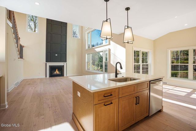 25 Teakwood Drive, Clifton Park, NY 12065