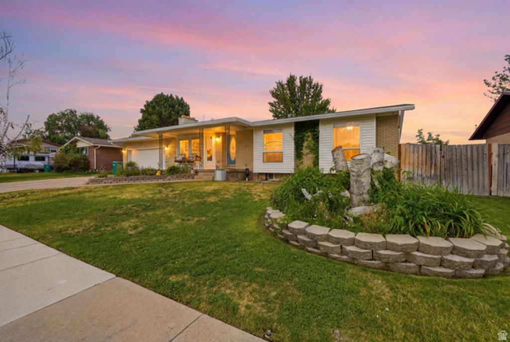 4454 S 2300 W, Roy, UT 84067