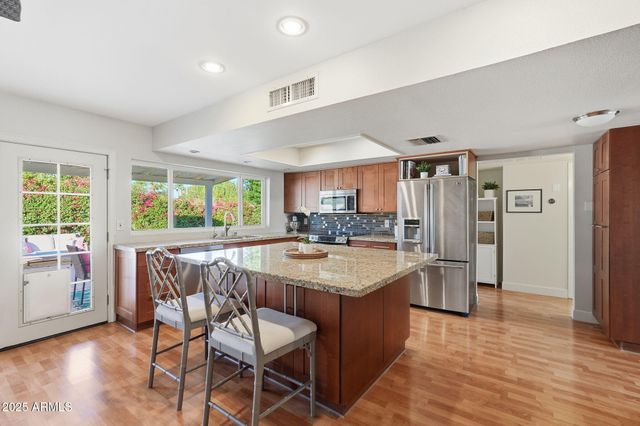 5310 E SHEENA Drive, Scottsdale, AZ 85254