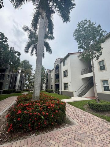6861 SW 44th St 205, Miami, FL 33155