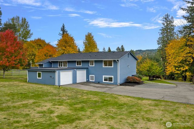 35218 SE Fish Hatchery Road, Fall City, WA 98024