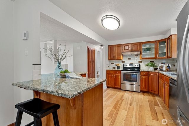 35218 SE Fish Hatchery Road, Fall City, WA 98024