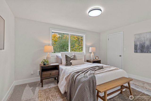 35218 SE Fish Hatchery Road, Fall City, WA 98024