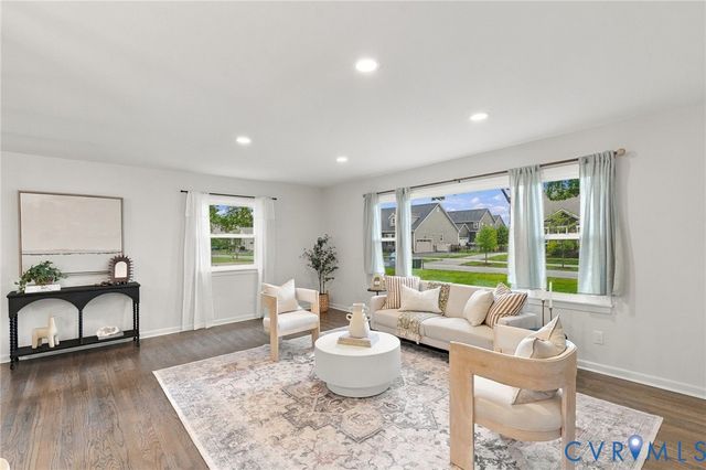 713 Chapman St, Ashland, VA 23005