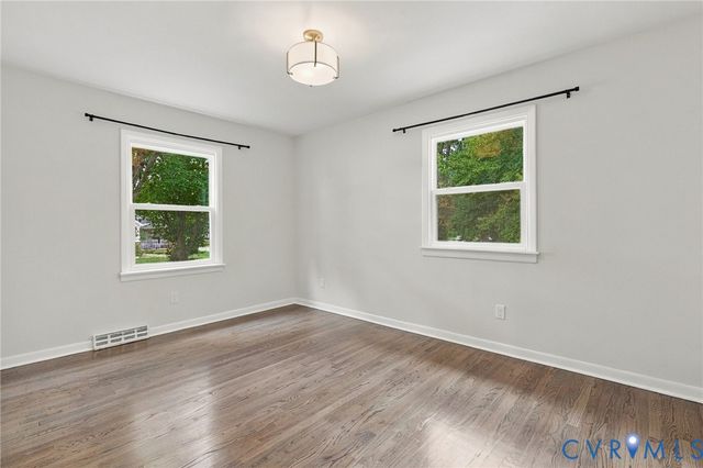 713 Chapman St, Ashland, VA 23005