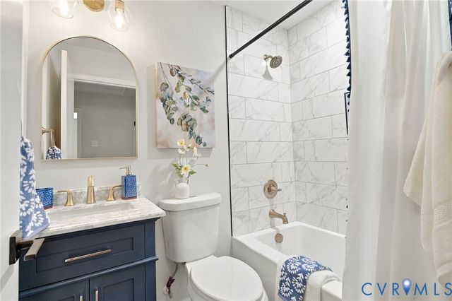 713 Chapman St, Ashland, VA 23005