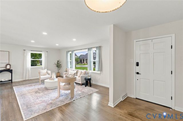 713 Chapman St, Ashland, VA 23005
