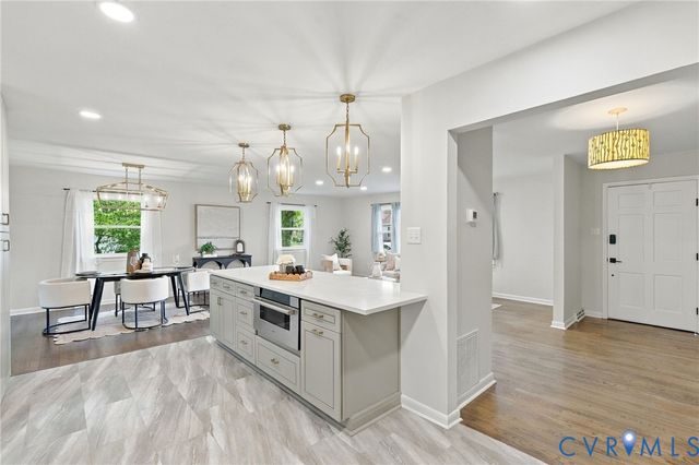 713 Chapman St, Ashland, VA 23005