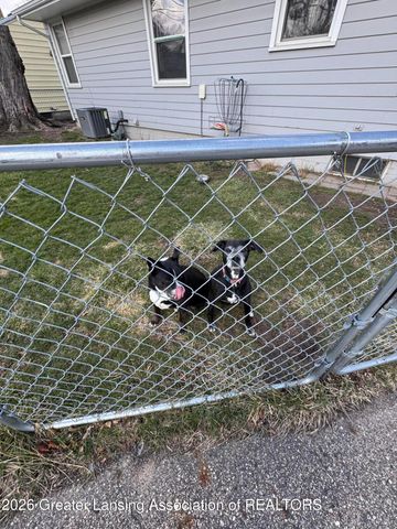 1703 Holly Way, Lansing, MI 48910