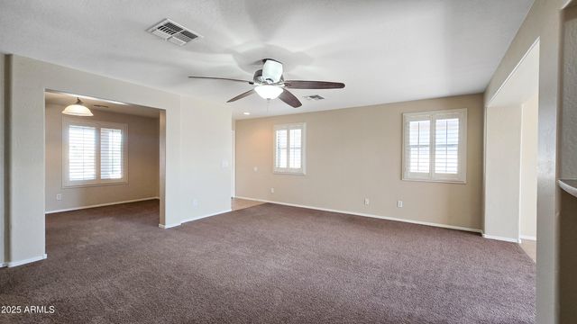 25039 W DOVE Trail, Buckeye, AZ 85326