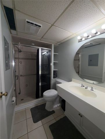 520 Washington Rd 806, Mt Lebanon, PA 15228