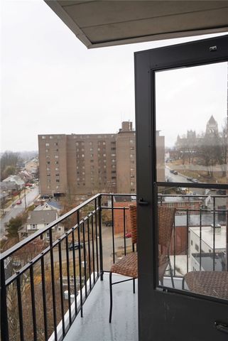 520 Washington Rd 806, Mt Lebanon, PA 15228