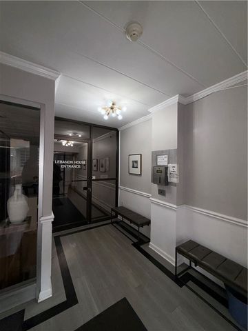 520 Washington Rd 806, Mt Lebanon, PA 15228