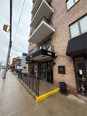 520 Washington Rd 806, Mt Lebanon, PA 15228