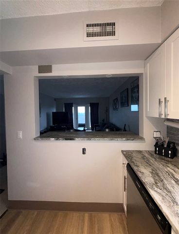 520 Washington Rd 806, Mt Lebanon, PA 15228