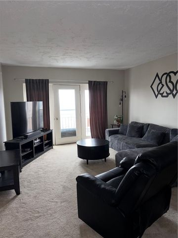 520 Washington Rd 806, Mt Lebanon, PA 15228