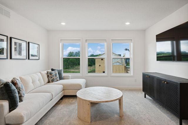 1476 Palmer Drive N, Lake Elmo, MN 55042