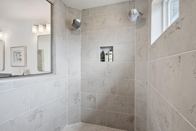 1476 Palmer Drive N, Lake Elmo, MN 55042