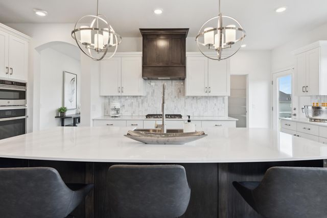 1476 Palmer Drive N, Lake Elmo, MN 55042