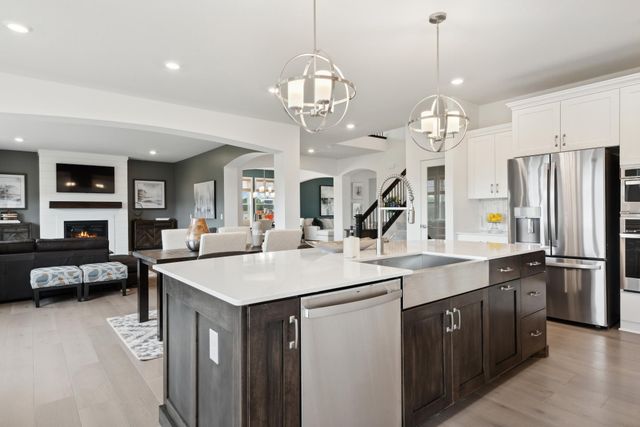 1476 Palmer Drive N, Lake Elmo, MN 55042