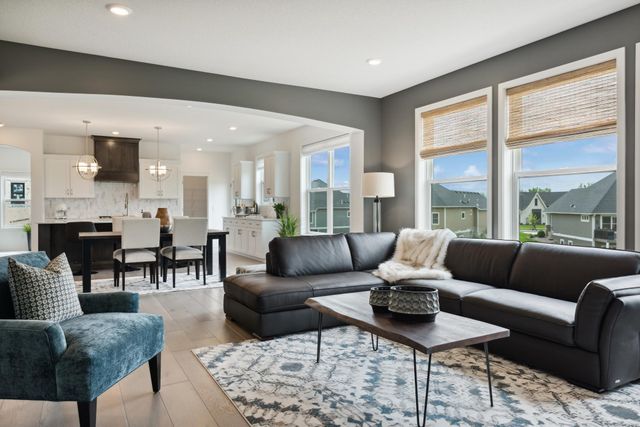 1476 Palmer Drive N, Lake Elmo, MN 55042