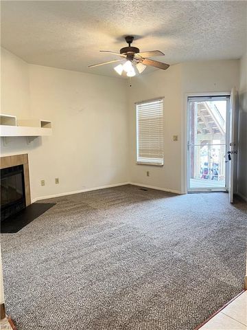 438 Lester Rd Apt 4, Newport News, VA 23601