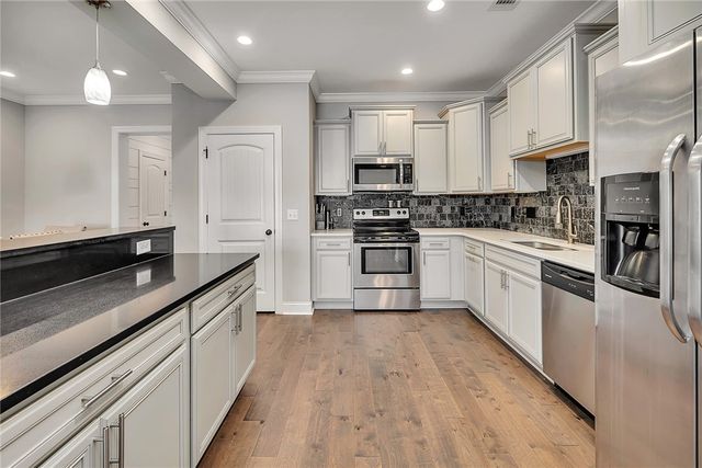 505 Mariners Circle, St Simons Island, GA 31522