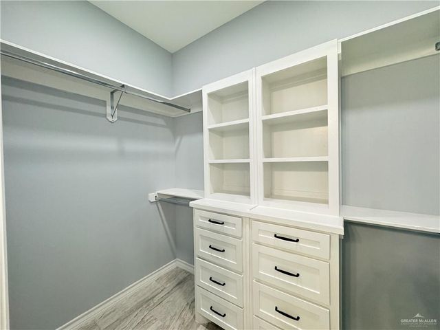 806 Beanka Drive, La Feria, TX 78559