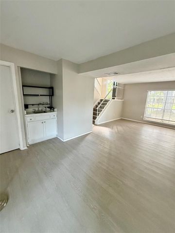 3403 Meadowview Dr, Missouri City, TX 77359