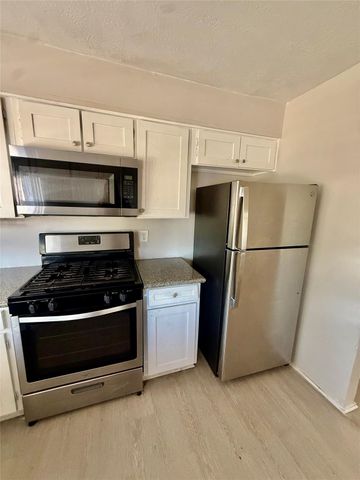 3403 Meadowview Dr, Missouri City, TX 77359