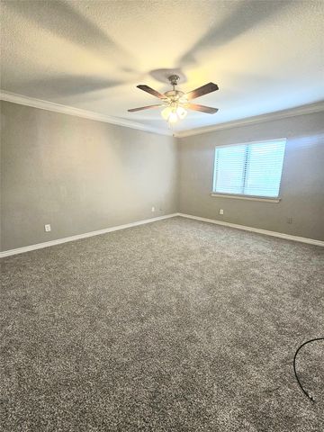 318 Teakwood Lane, Lewisville, TX 75067