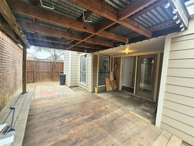 318 Teakwood Lane, Lewisville, TX 75067