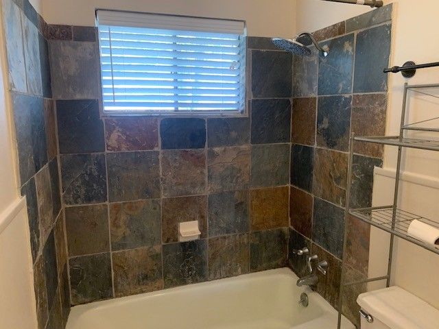 3104 S Lipsey Street, Decatur, TX 76234