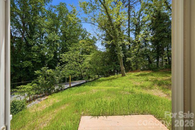 116 7th Avenue SE, Hickory, NC 28602
