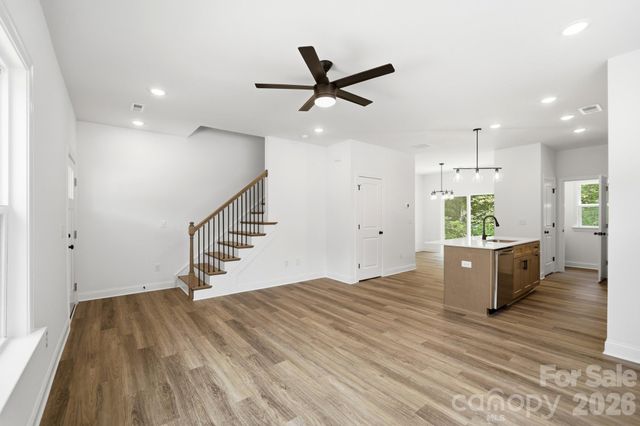 116 7th Avenue SE, Hickory, NC 28602