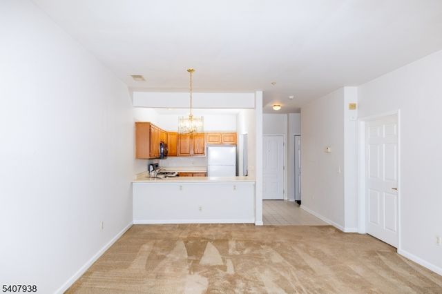 3302 Cleveland Ln 302, Rockaway Twp., NJ 07866