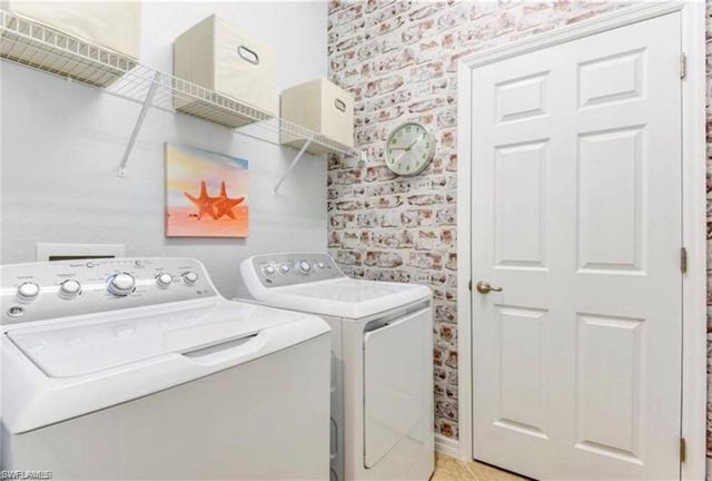 9170 Woodhurst DR, Naples, FL 34120