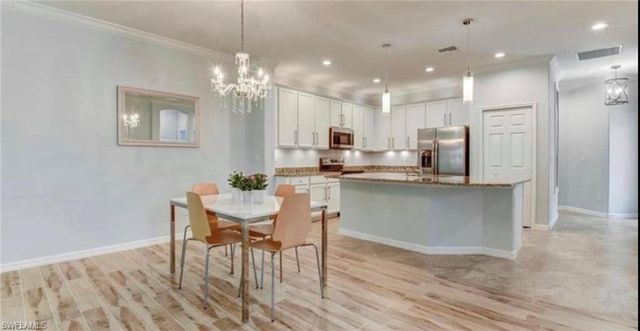 9170 Woodhurst DR, Naples, FL 34120