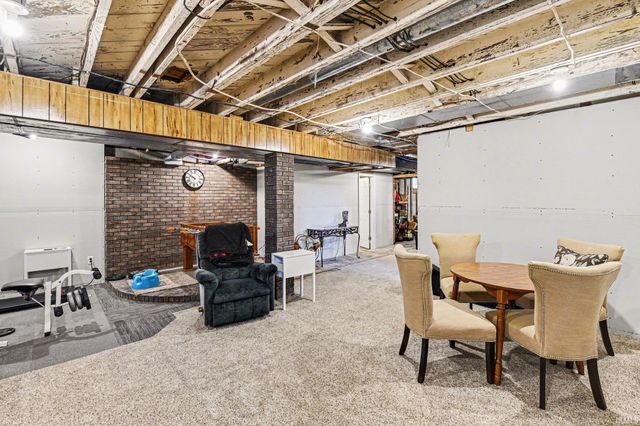 28180 Pennsylvania Avenue, Elkhart, IN 46516