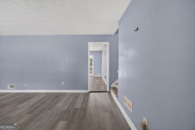 6997 Vesta Brook Drive, Morrow, GA 30260