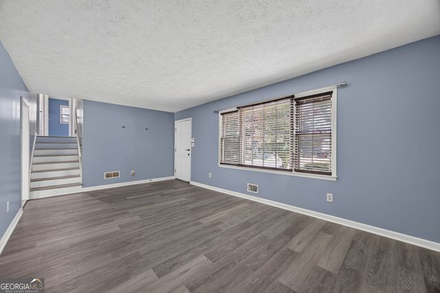 6997 Vesta Brook Drive, Morrow, GA 30260