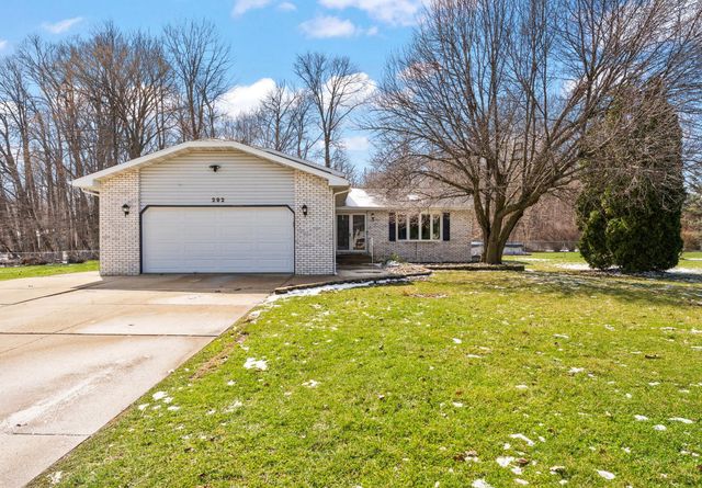 292 Streamwood Drive, Valparaiso, IN 46383