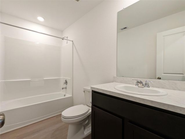 8810 Wooster Trails Drive, Baytown, TX 77521