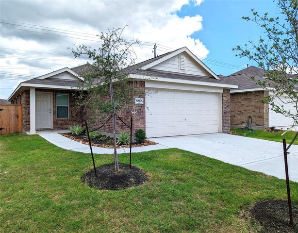 8810 Wooster Trails Drive, Baytown, TX 77521