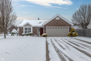 9984 Gentry Drive, Fishers, IN 46038