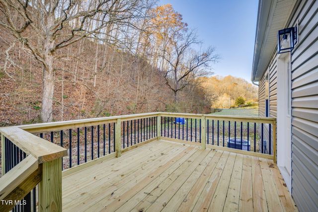 864 Bell Ridge Road, Kingsport, TN 37660